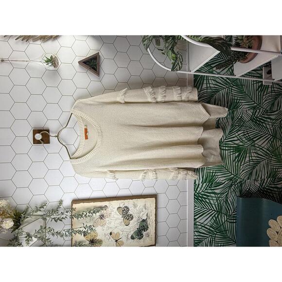 One A Sweaters - One A Cream Knit Fringe Tunic Length Scoopneck Knit Sweater - Size - XL